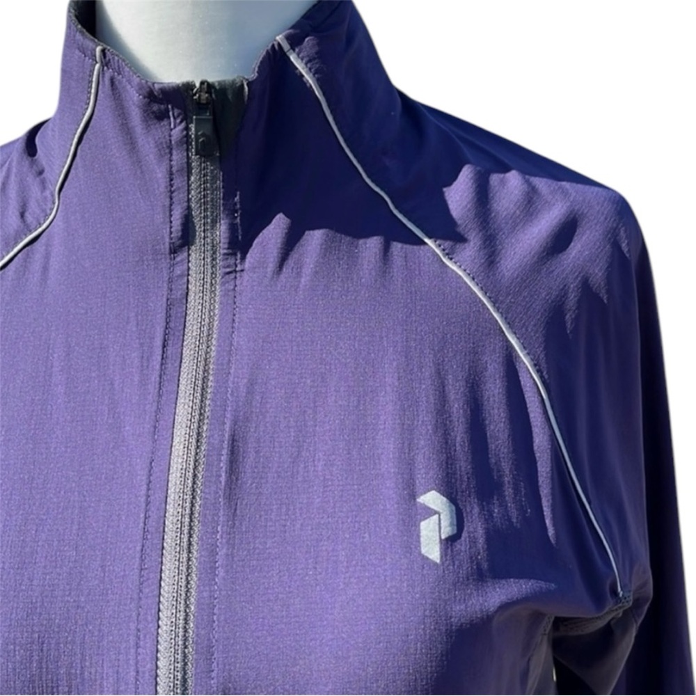 Peak Performance Lightweight Packable Jacket - Picture 2 of 9